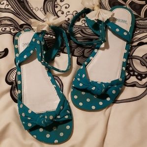 Teal/White Polka Dot Sandals size 1